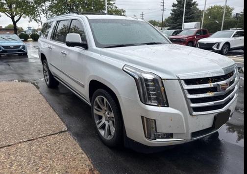2016 Cadillac Escalade ESV Premium