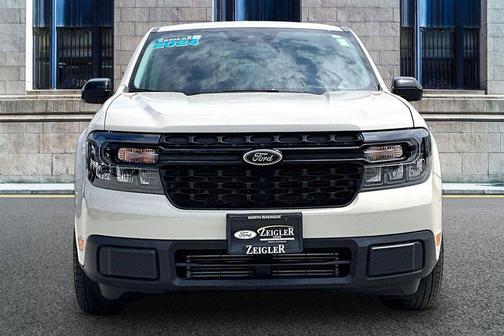 Tan 2024 Ford Maverick XLT