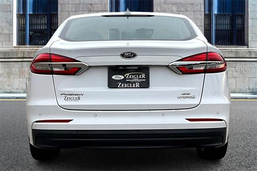 2019 Ford Fusion Hybrid SE
