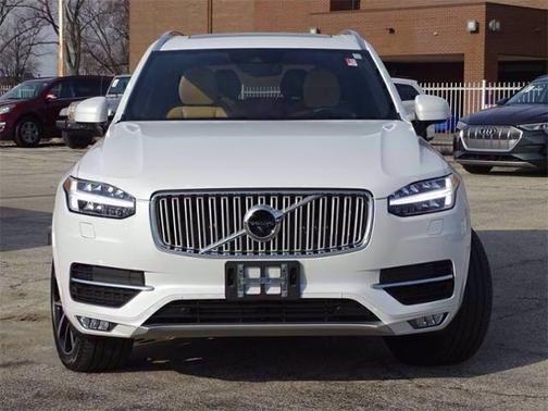 Photo 4 of 32 of 2019 Volvo XC90 T6 Inscription