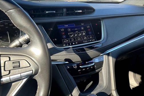 2024 Cadillac XT6 Luxury AWD