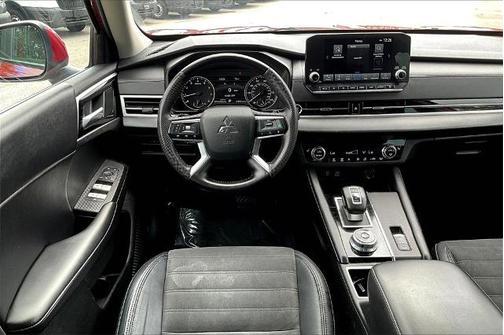 2023 Mitsubishi Outlander
