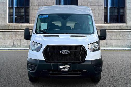 2022 Ford Transit-350 