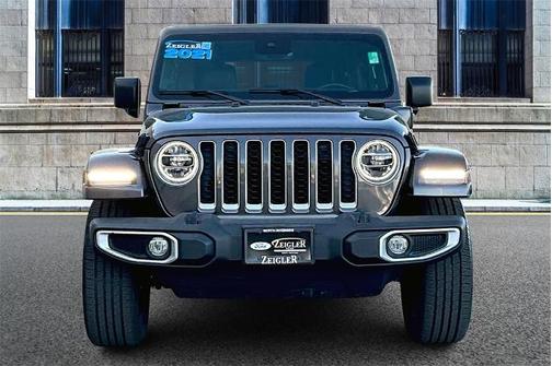 2021 Jeep Wrangler SAHARA