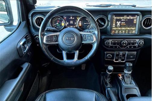 2021 Jeep Wrangler SAHARA