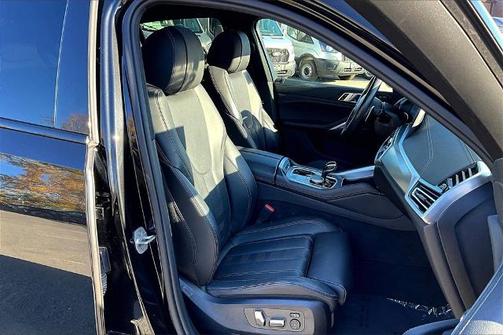 2022 BMW X6 XDRIVE40I