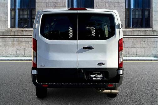 2023 Ford Transit-250 T250