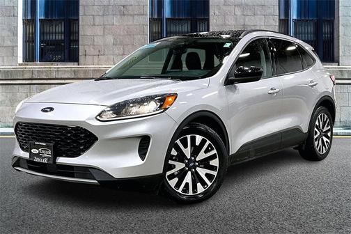 2020 Ford Escape SE
