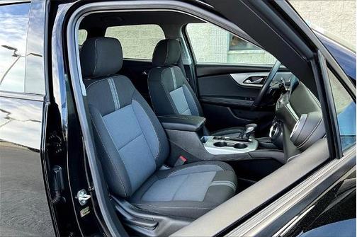 2023 Chevrolet Blazer LT W/2LT