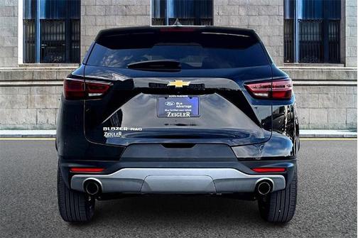 2023 Chevrolet Blazer LT W/2LT