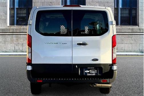 2023 Ford Transit-250 T250