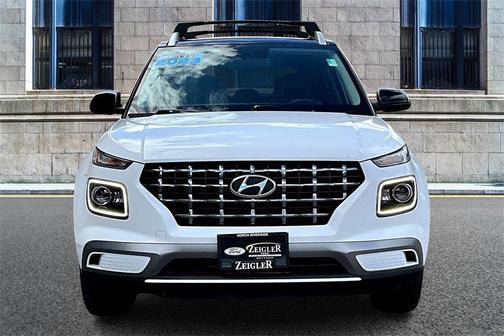 2023 Hyundai VENUE Limited