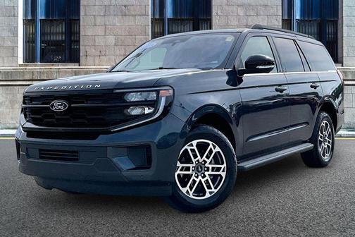 Blue Metallic 2025 Ford Expedition Active