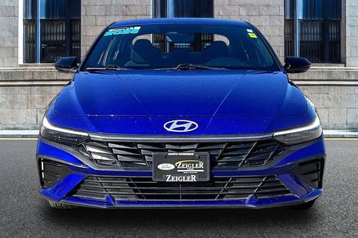 2025 Hyundai ELANTRA Sport