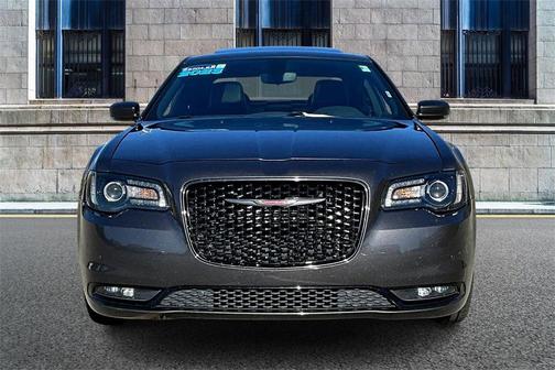 2023 Chrysler 300 S