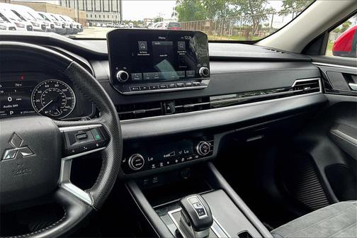 2023 Mitsubishi Outlander SE 2.5 S-AWC