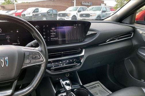 Cinnabar Metallic 2025 Buick Envista Avenir FWD