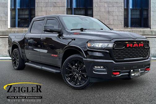 Diamond Black Crystal Pearlcoat 2025 RAM 1500 Big Horn/Lone Star