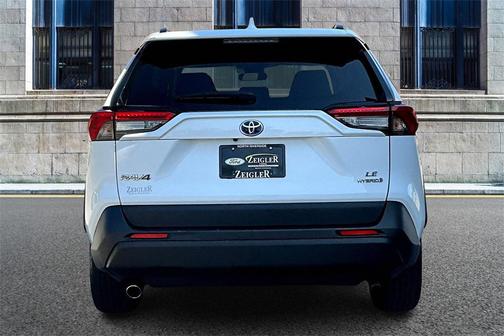 2024 Toyota RAV4 Hybrid LE