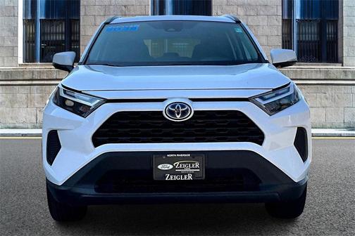 2024 Toyota RAV4 Hybrid LE