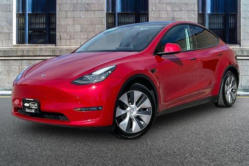 2022 Tesla Model Y Long Range Dual Motor All-Wheel Drive