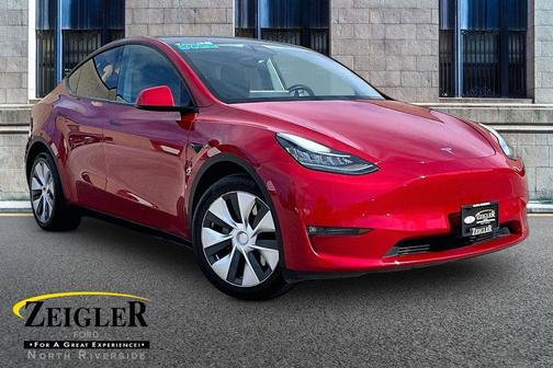 2022 Tesla Model Y Long Range Dual Motor All-Wheel Drive