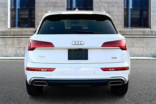 2022 Audi Q5 45 S line Premium Plus