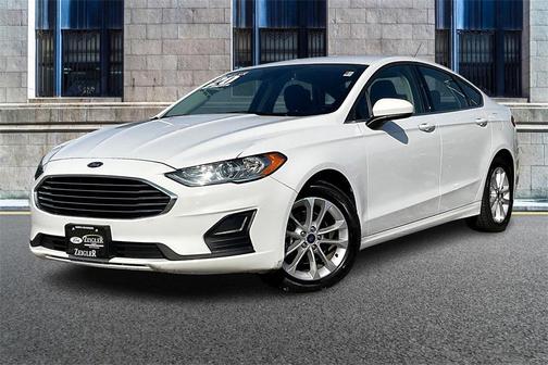 2020 Ford Fusion SE