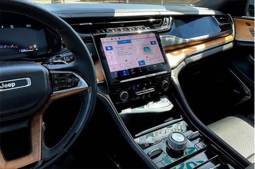 2023 Jeep Grand Cherokee L SUMMIT