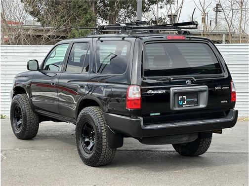 Black 2001 Toyota 4Runner SR5
