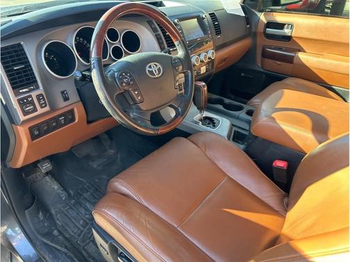 2013 Toyota Sequoia Platinum