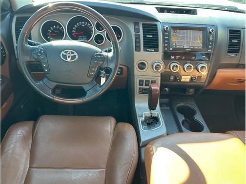 2013 Toyota Sequoia Platinum