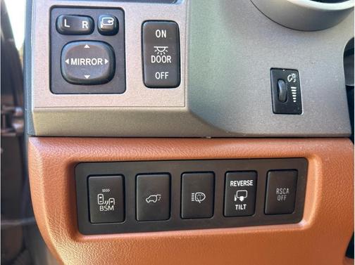 2013 Toyota Sequoia Platinum
