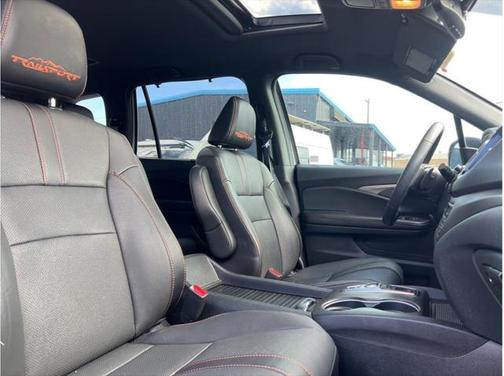 2022 Honda Passport AWD TrailSport