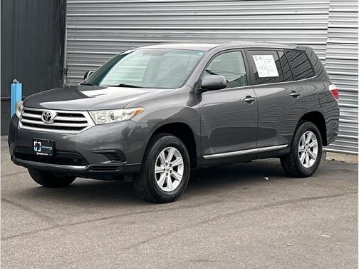2012 Toyota Highlander SE