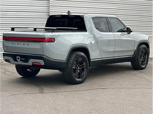 2022 Rivian R1T Adventure