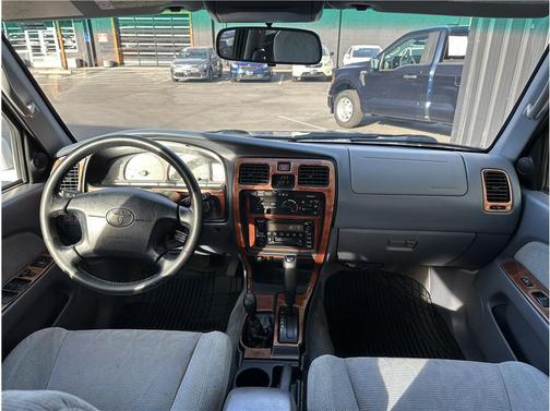2000 Toyota 4Runner Base