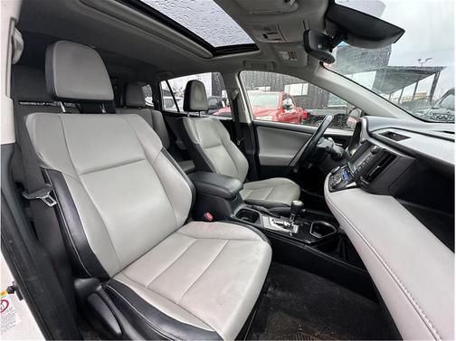 2016 Toyota RAV4 Hybrid Limited