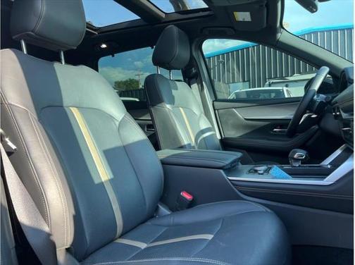 2025 Mazda CX-70 PHEV Premium Plus Package