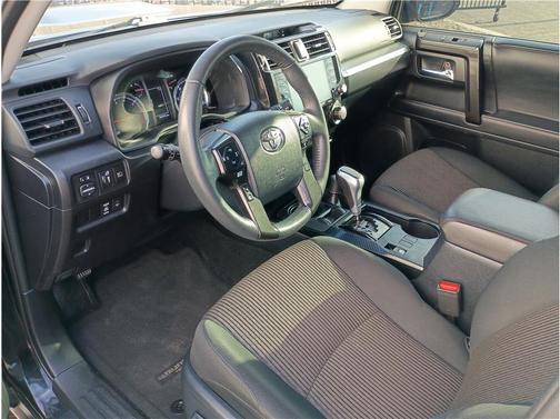2023 Toyota 4Runner TRD Off Road