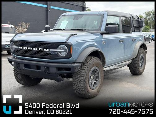 Azure Gray Metallic Tri-Coat 2024 Ford Bronco Wildtrak