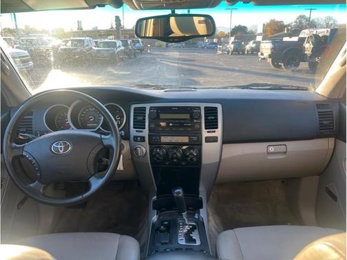 2006 Toyota 4Runner Limited V8
