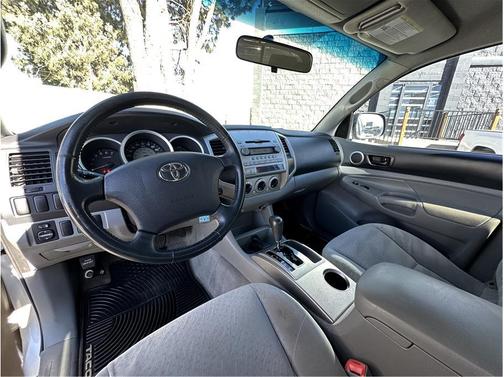 2006 Toyota Tacoma PreRunner Double Cab