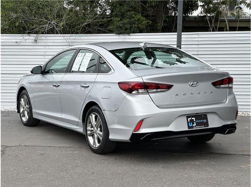 Symphony Silver 2018 Hyundai SONATA SEL