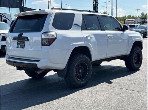 2021 Toyota 4Runner TRD Off Road