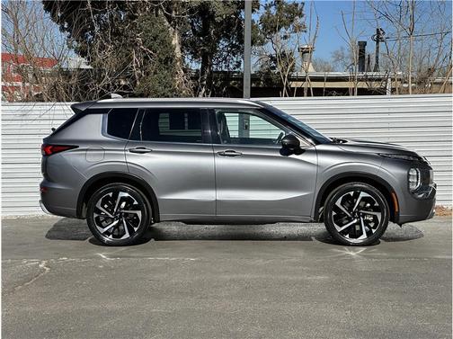 2022 Mitsubishi Outlander SEL Special Edition S-AWC