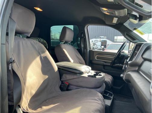 2023 RAM 2500 Big Horn Crew Cab 4x4 8' Box