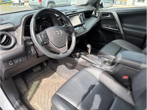 2016 Toyota RAV4 SE