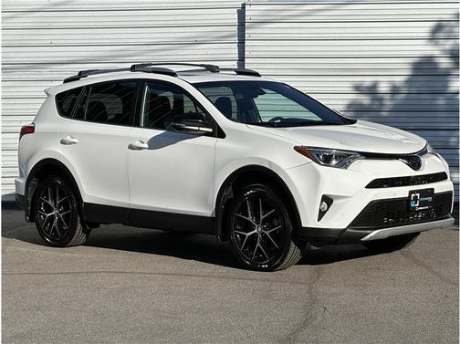 2016 Toyota RAV4 SE