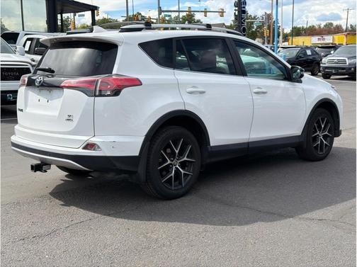 2016 Toyota RAV4 SE